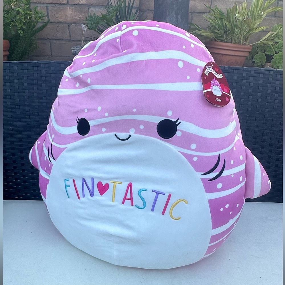 Squishmallow Jumbo Pink Shark 24”